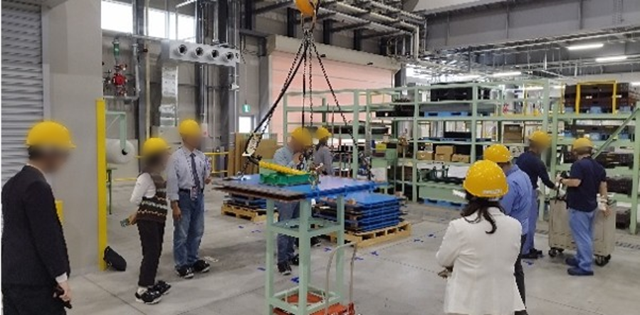 台湾のお客様 工場見学風景2